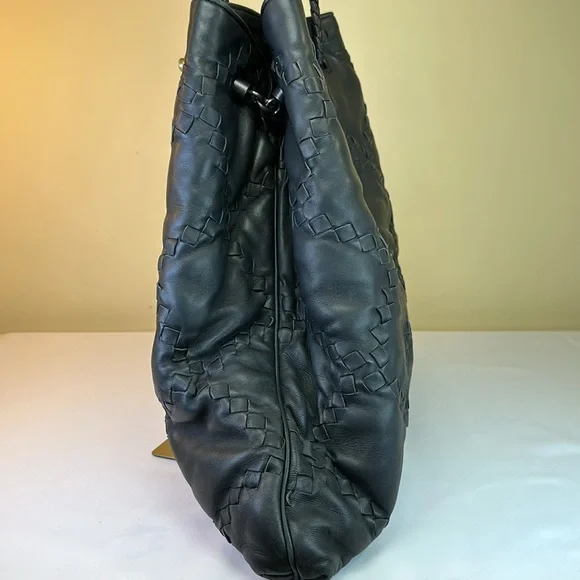 Bottega Veneta Intrecciato Trimmed Large Black leather Bag, Dustbag, Made Italy - Picture 7 of 17